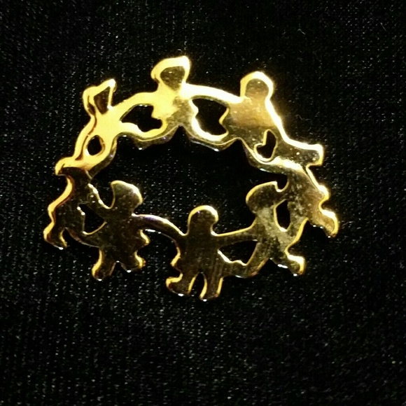Women of Earth Holding Hands Pin - Picture 1 of 5